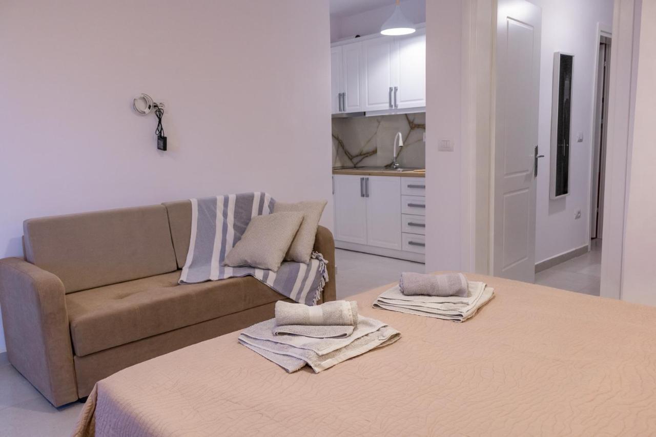 Luxury Seaside House With 2 Bathrooms Ksamil Exteriör bild