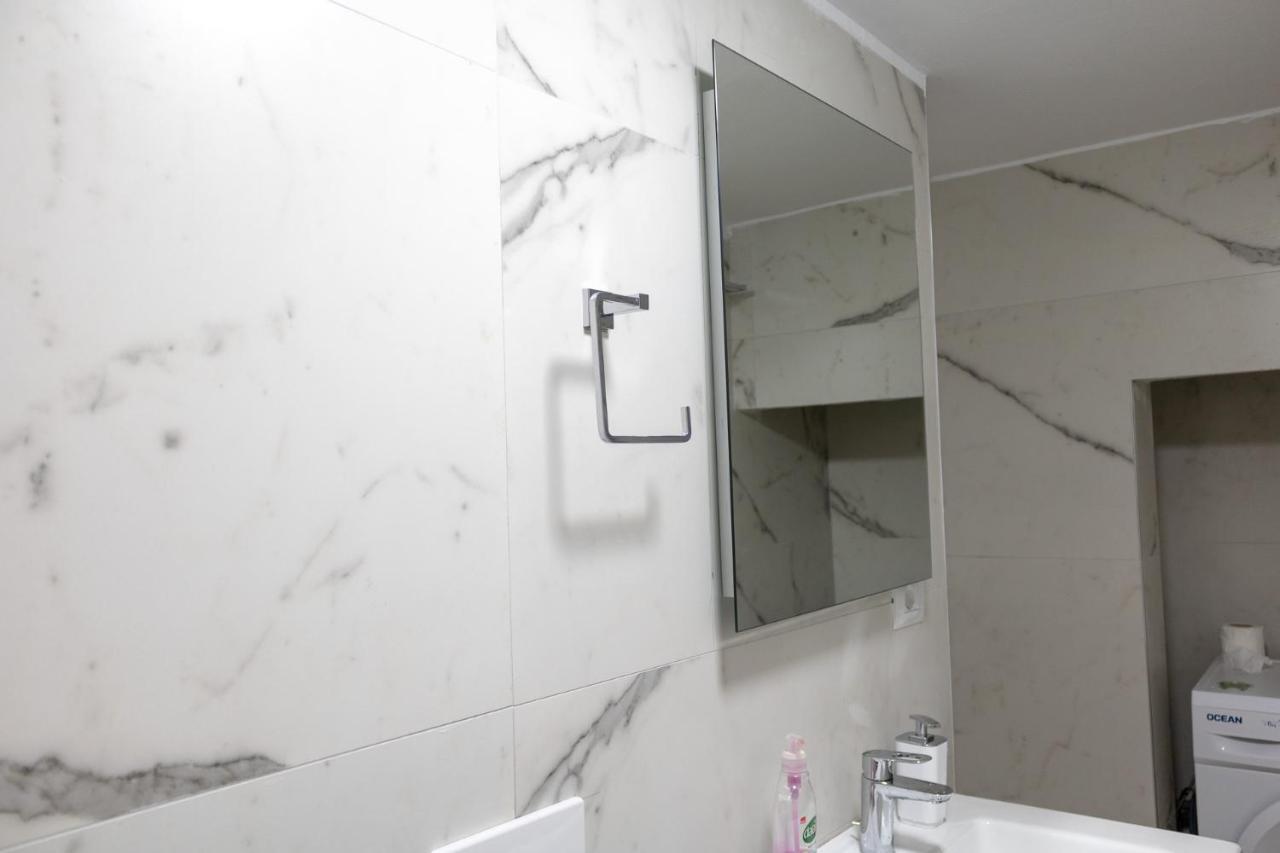 Luxury Seaside House With 2 Bathrooms Ksamil Exteriör bild